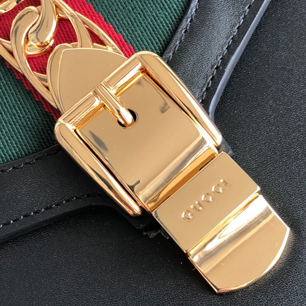 グッチバッグ素材ディテール